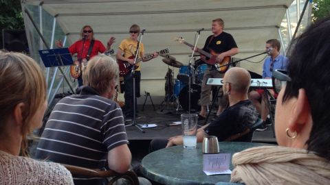 Street Blues varje sommartisdag vid Fondis.