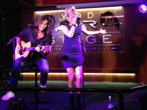 Sanna Nielsen på VDD 8 november 2013