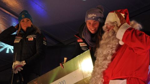 Tidig julafton för Frida Hansdotter och Tina Maze.